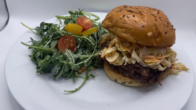 Kalbi Jjim Sando.